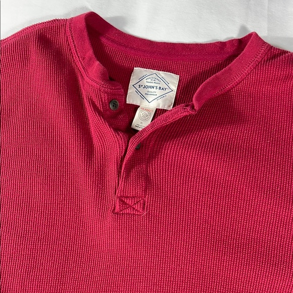 St. John's Bay mens red rugged thermal waffle two button henley shirt - size XL - Picture 1 of 9
